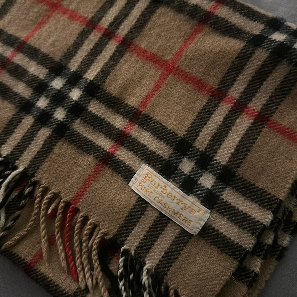 Vintage Burberry scarf